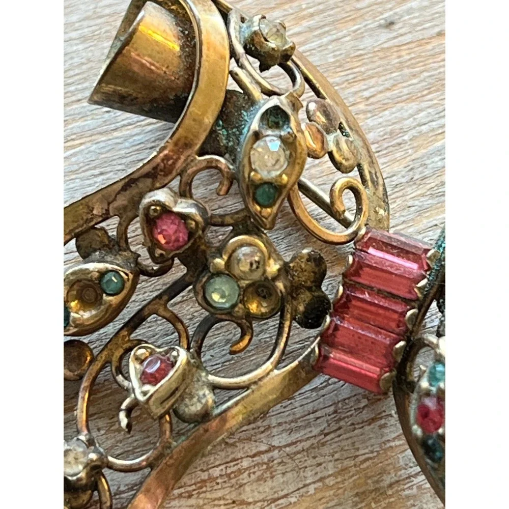 Pegel Gold Tone Filigree Bow Brooch Multi Stone Rhinestone Pin